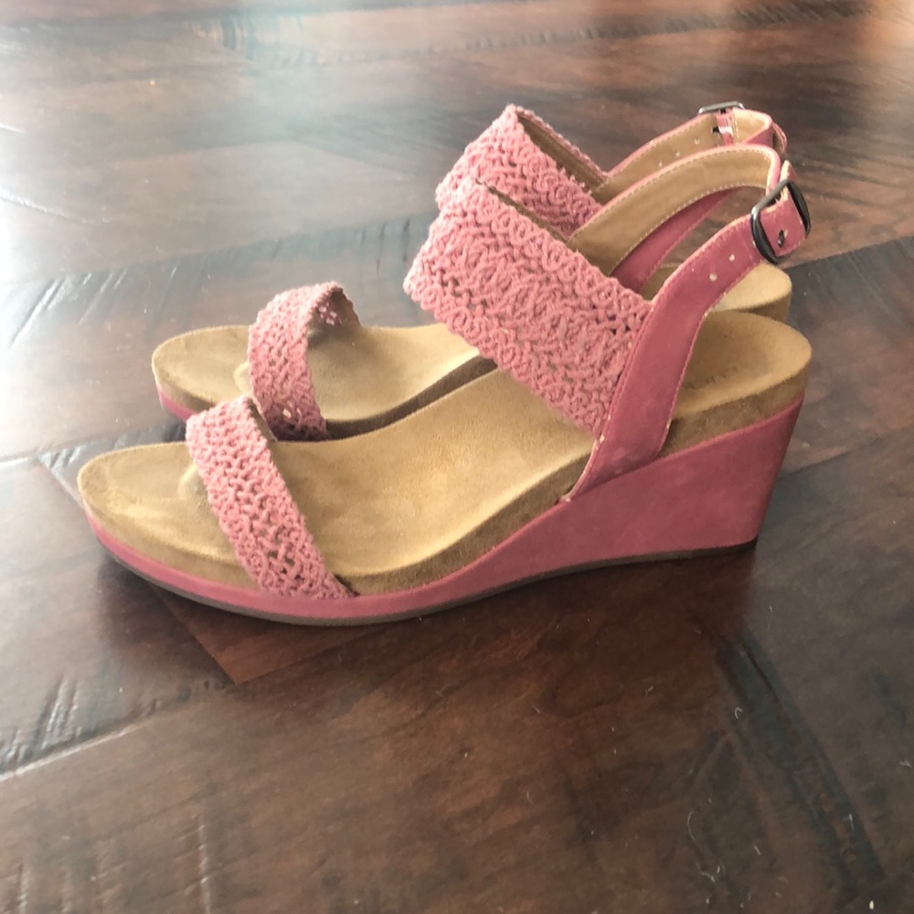 Lucky Sandal Wedges